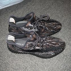 Yeezy 350 V2 Size 11.5