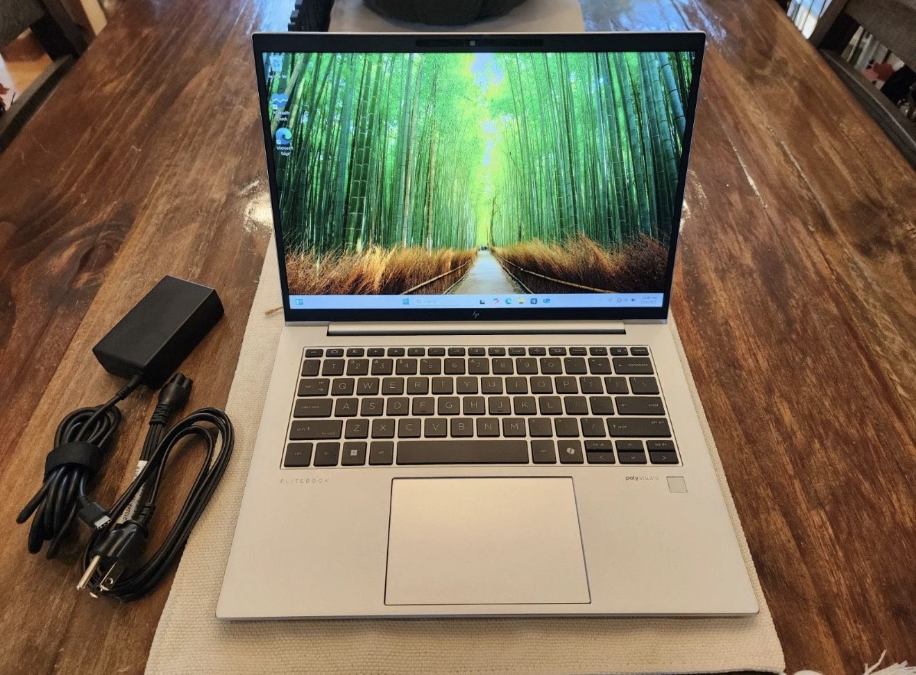 HP EliteBook Laptop 845 G11 14 inch - AMD Ryzen 7 3.30GHz - 32GB - 1TB SSD