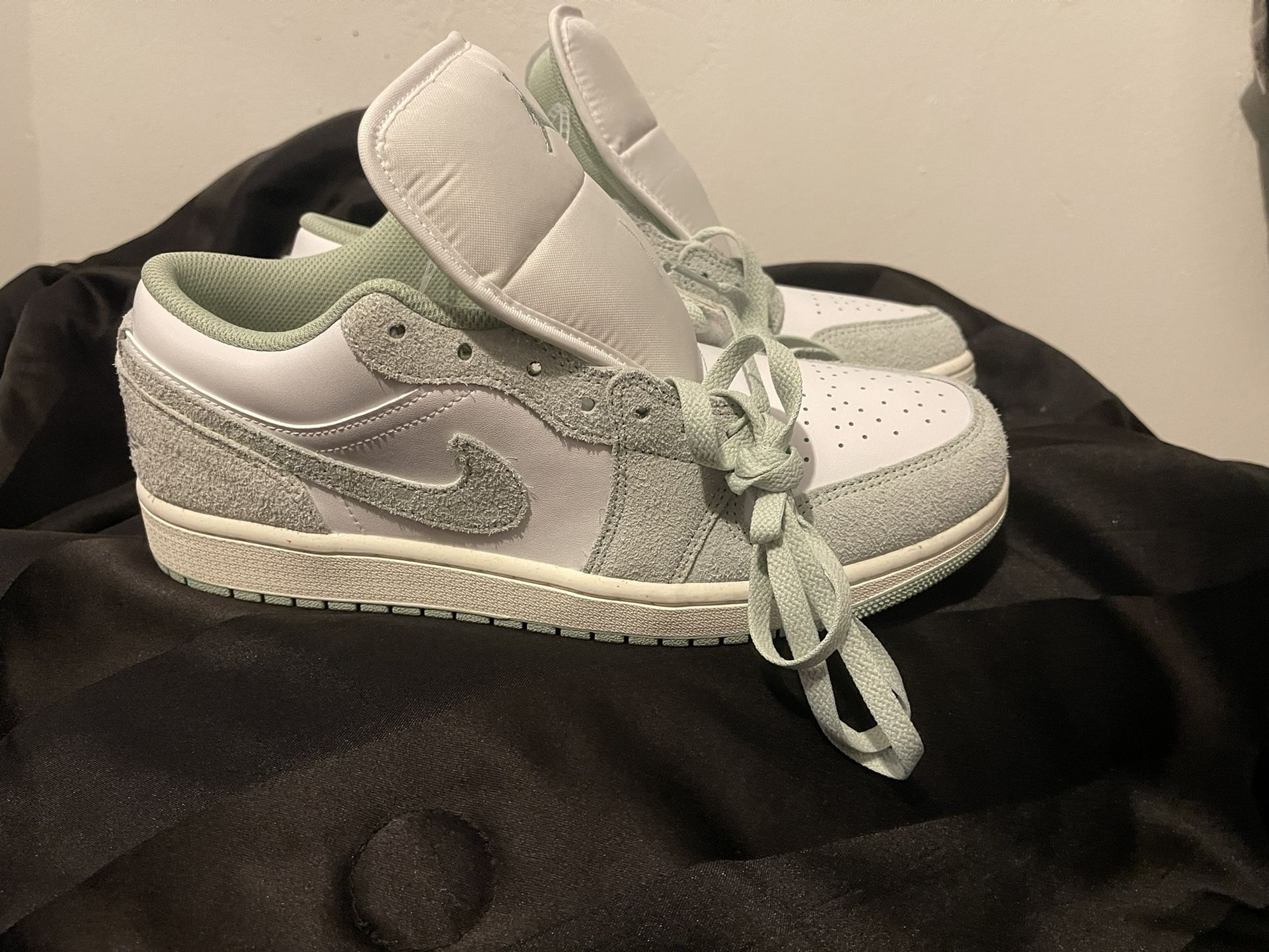 Jordan Low Seafoam