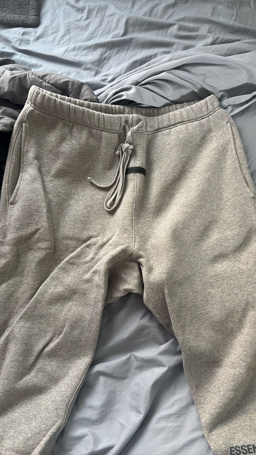 Men’s Essentials Joggers