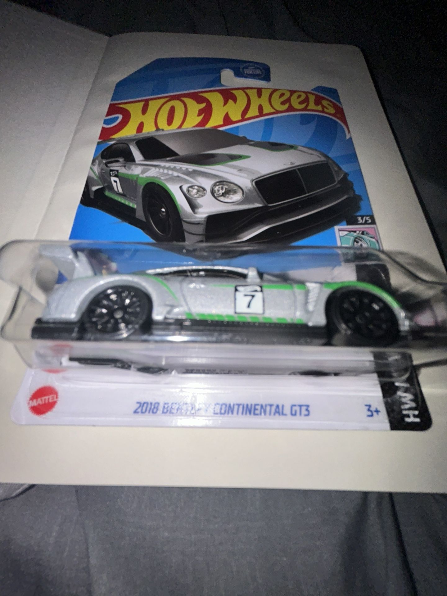 Hot Wheels 2019 Bentley Continental GT3