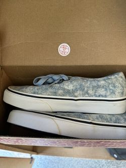 Size 4 Vans