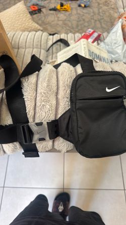 Nike crossbody bag