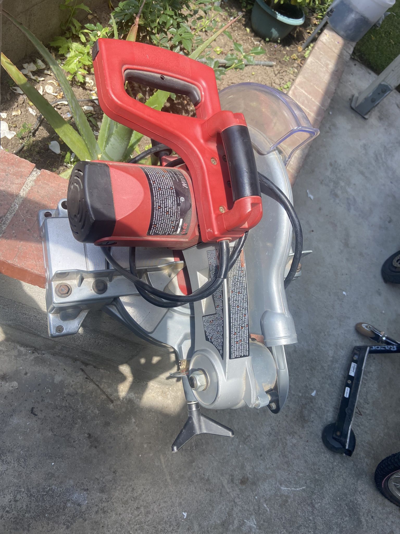 SkilSaw Small Table Saw