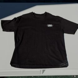 Hours Graphic T - Shirt Men’s Medium