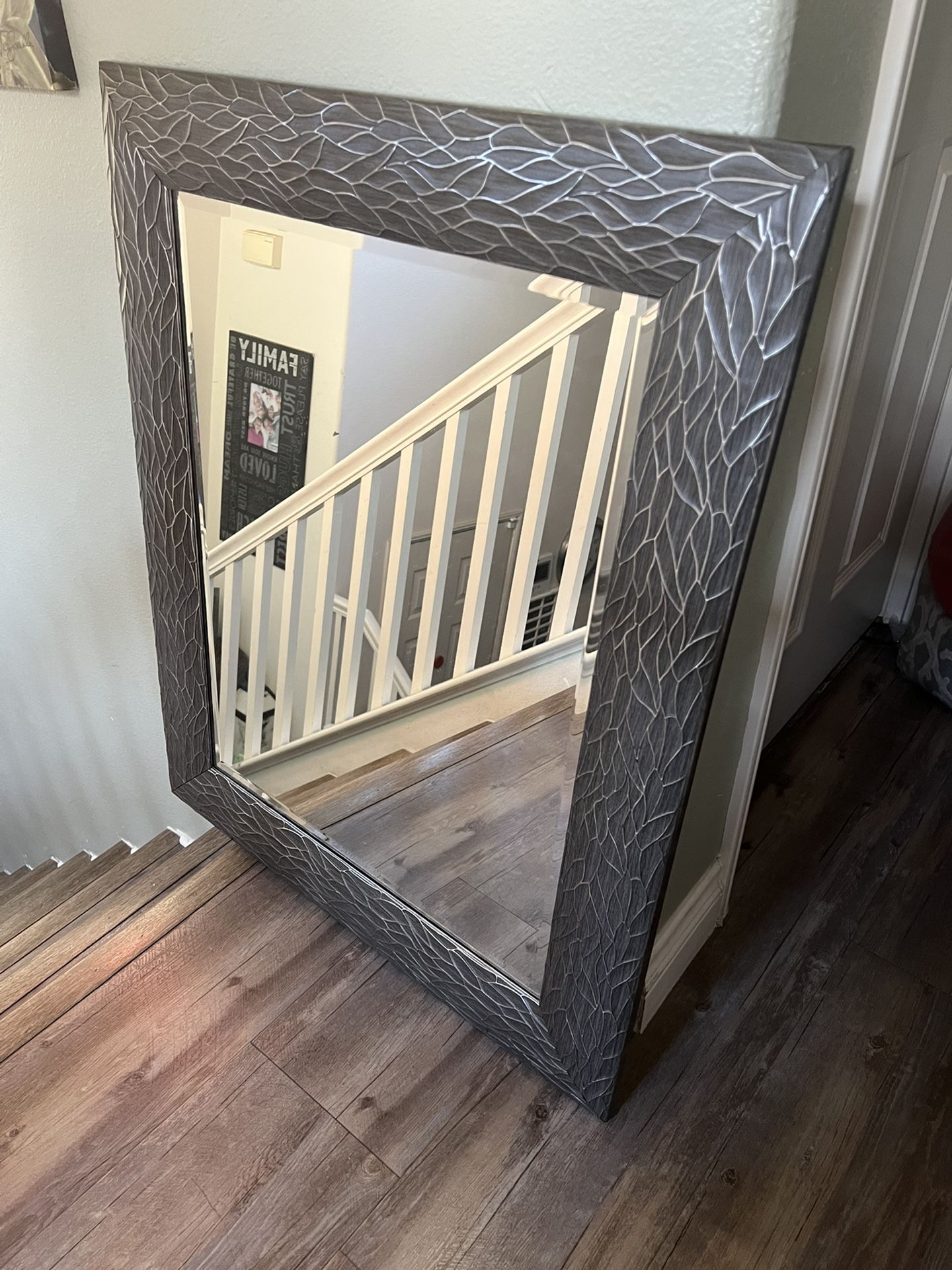 Gorgeous Mirror Silver Color Nice Print design Around