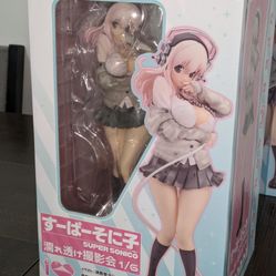 Super Sonico Anime Figure