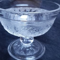 5 vintage Anchor Hocking Sandwich Clear Champagne/Sherbet Glasses 
