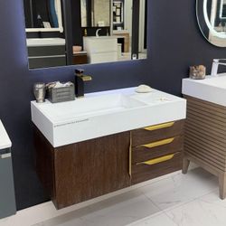 36" Floating Solid Wood Bathroom Vanity w/Infinity Sink