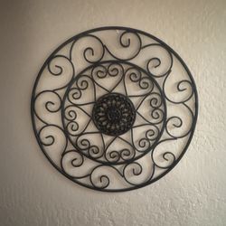 Circle Wall Decor -Metal