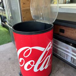 Coca-cola Coke Rolling Ice Chest Cooler W/ Drain Plug On Wheels