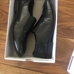 Black Shoes With Memory Foam Inside Size 7 Big Boy