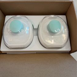 Willow Go Wearable Double Electric Breast Pump Kit – New Open Box