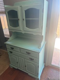 Nice hutch make offer