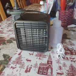 Portable Fan Just Added Ice In It Or Cold Water It's New But No Box And The Other Two Iia Tower Fans Moves Left And Right 