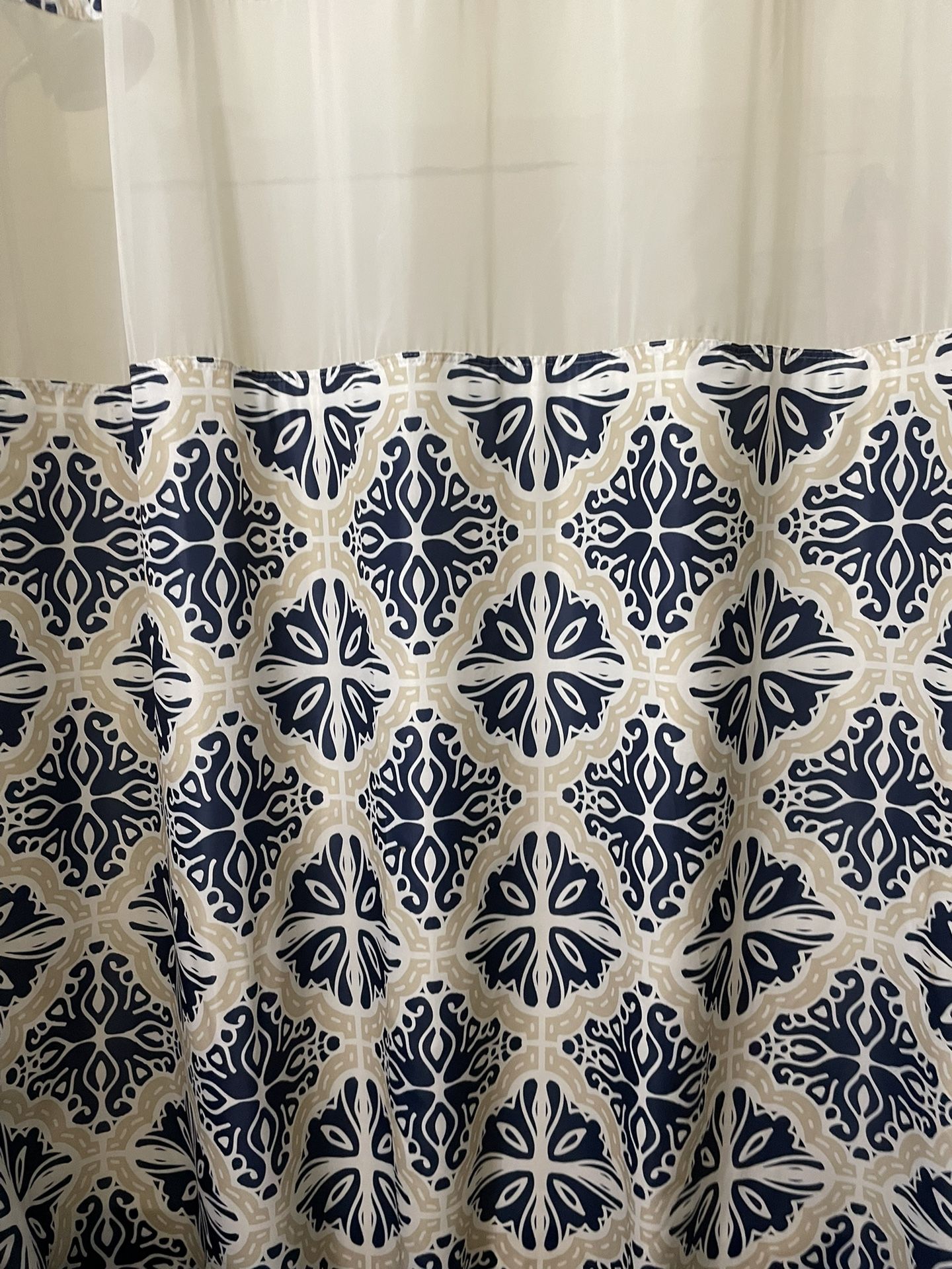 Nice Shower Curtain With See-thru In Person! The only reason I’m selling is because I change bathroom The Picture Does Not Reflect Window And Snap In