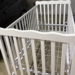 Baby Crib / Toddler Crib 