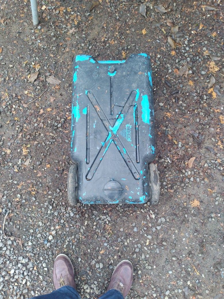 Portable Waste Tanks For RV/Motorhome