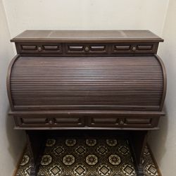 Roll Top Desk 