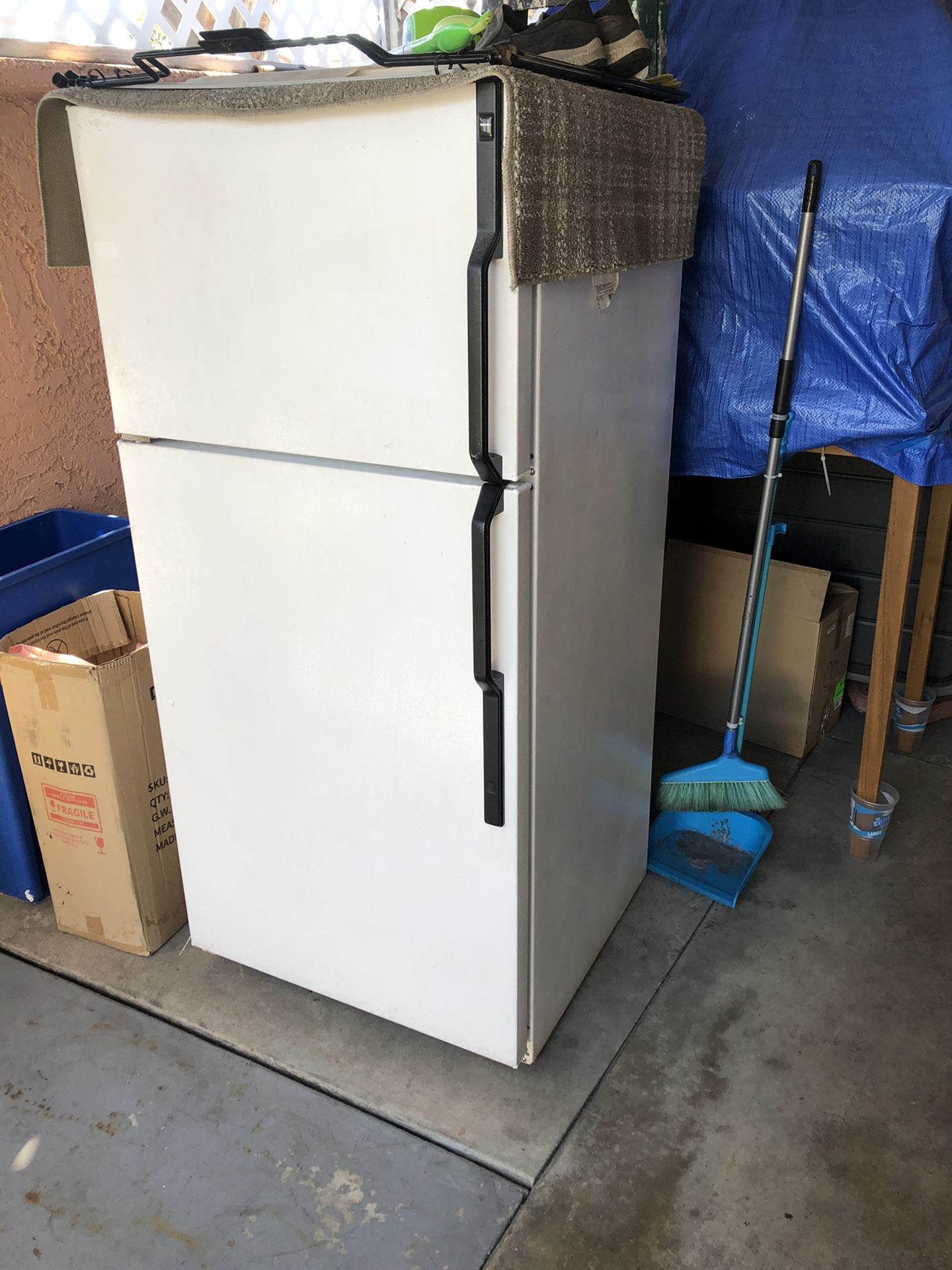 Kenmore Refrigerator 