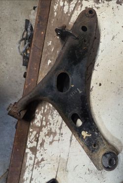 Control Arm Subaru Forester.