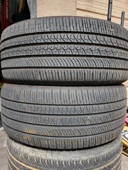 285-40-23:4 Pirelli Scorpion Zero A/S 85%