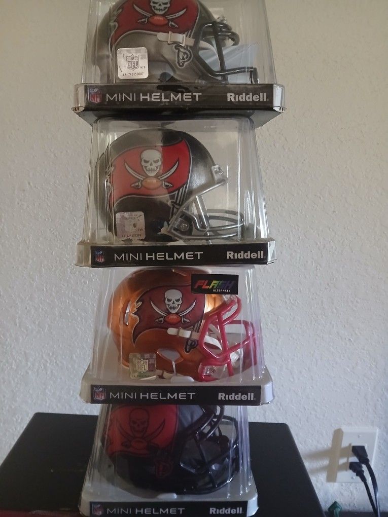 4 Buccaneers Mini Helmets 1 Signed