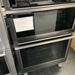30” Samsung Microwave Oven 