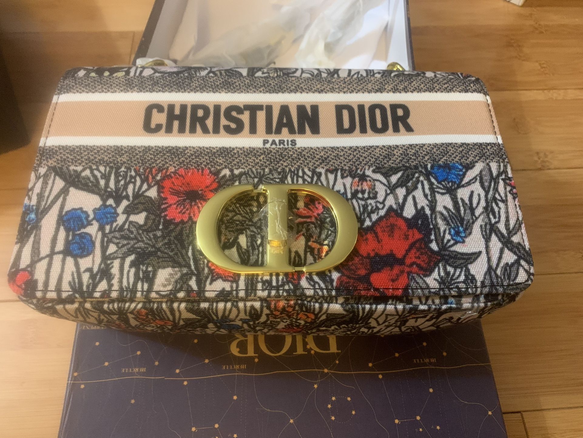Dior
