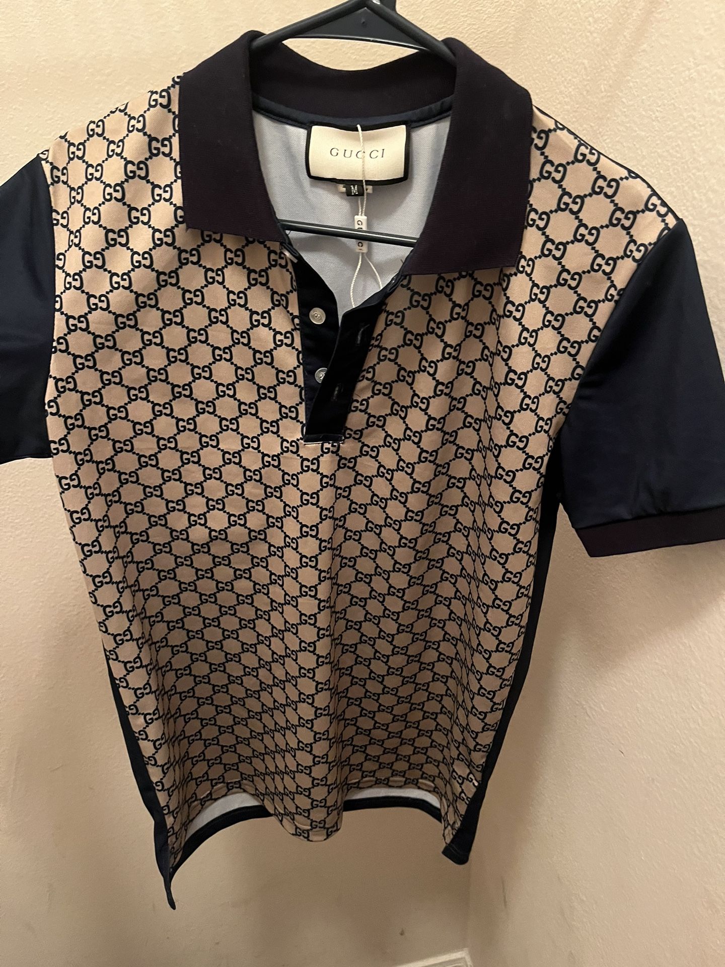 Gucci Men’s Small Gucci Collar Shirt