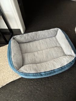 Pet bed