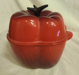 Le Creuset Cerise Bell Pepper Cocotte 2 1/4 Qt Red Cast Iron