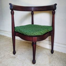 Antique 20th Century Mahogany Corner Chair