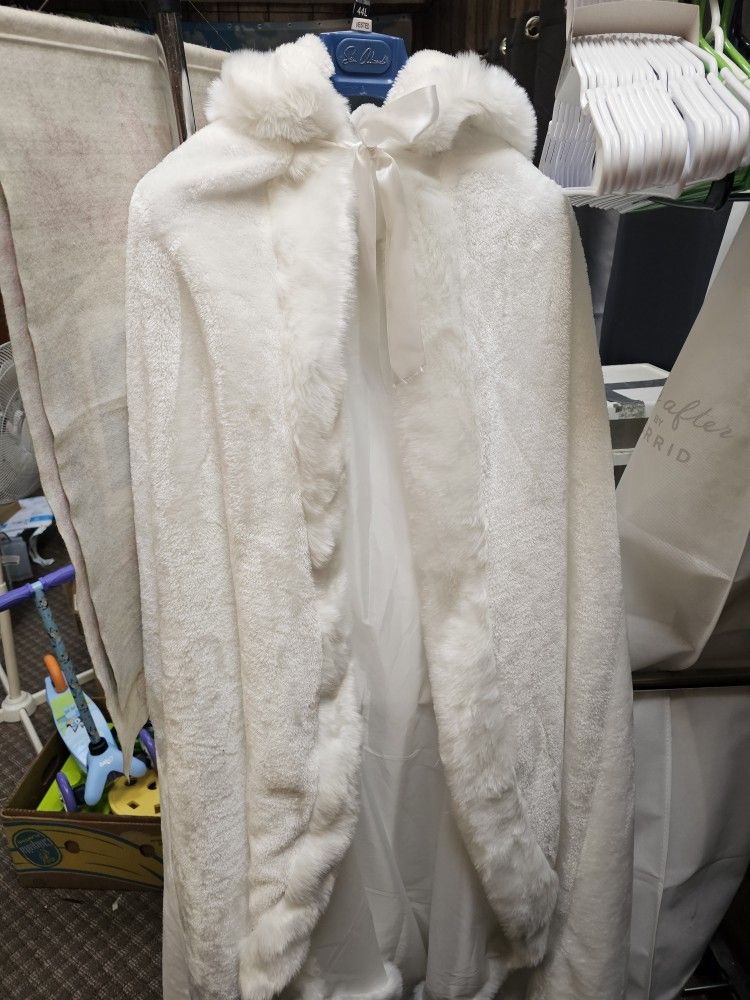 Beautiful Winter Wedding Cape