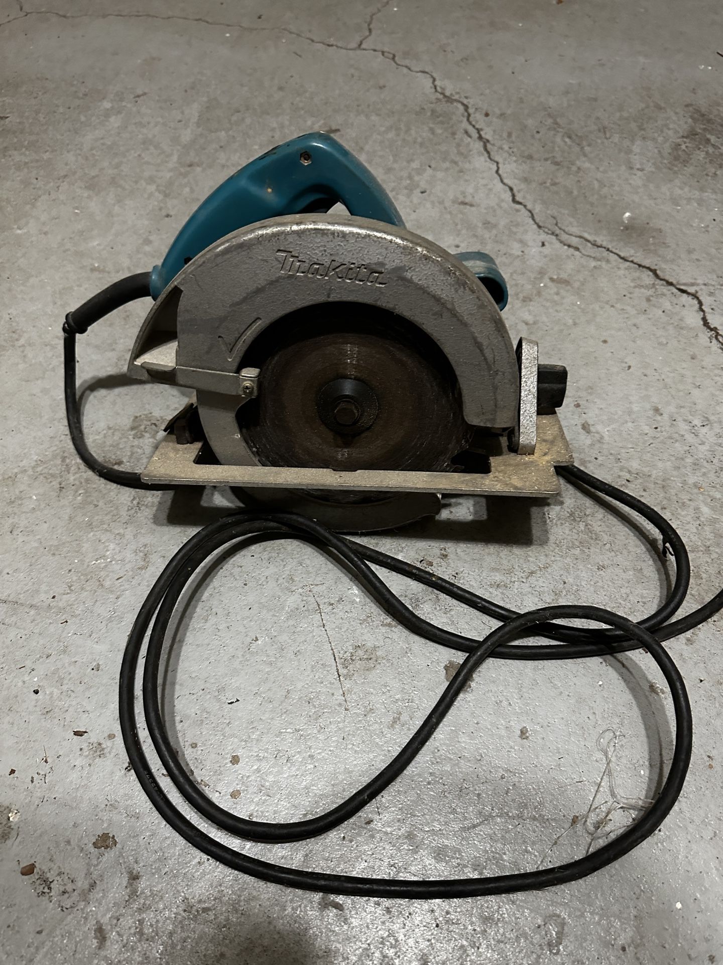 Makita Circular Saw