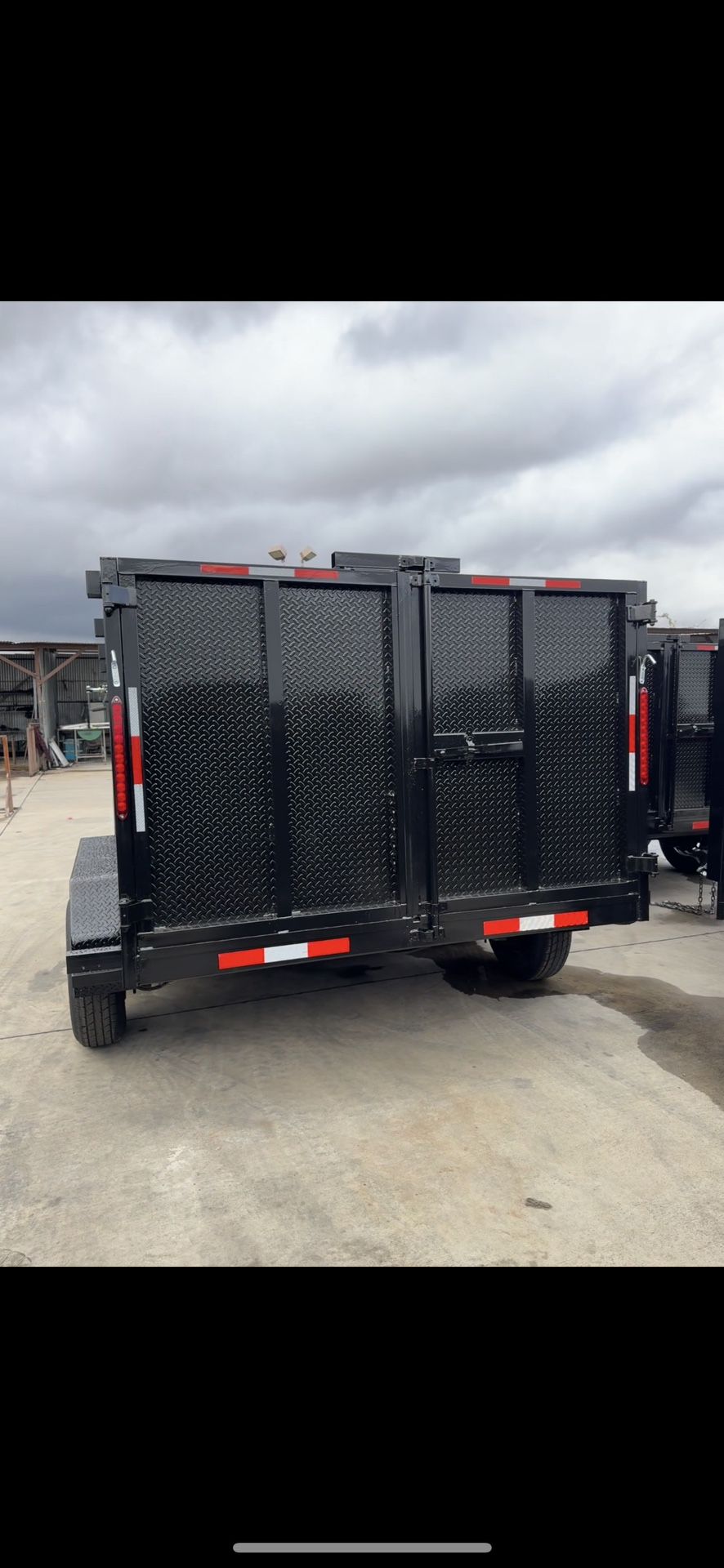 New Dump Trailer 12k Lbs Of Capacity 12ft Long