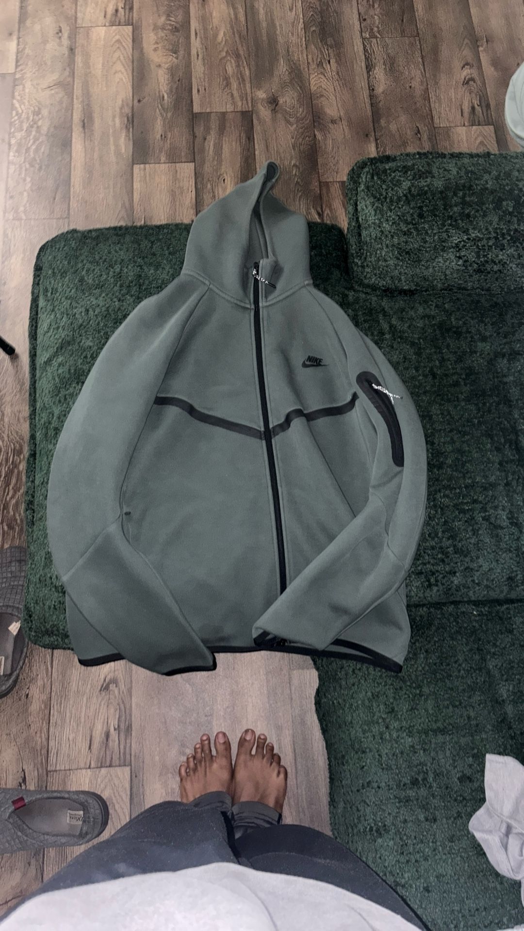 NIKE Woven Tech Jacket - Men’s L/ Olive Green