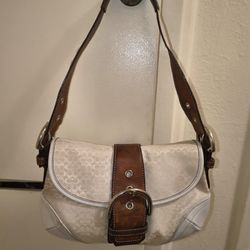 Coach Signature Sufflette