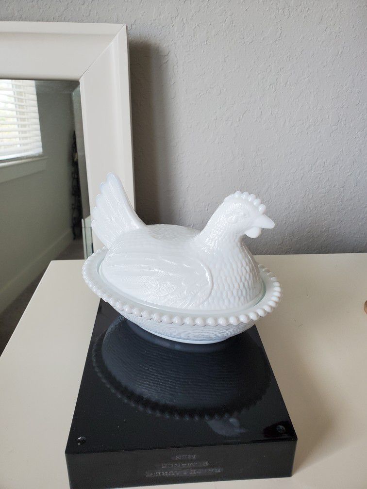 VINTAGE HEN ON A NEST GLASS CANDY DISH, EACH $25 
