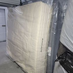 King AVOCADO 11" Organic Hybrid Mattress- Manufactured 01/2026- Medium feel
