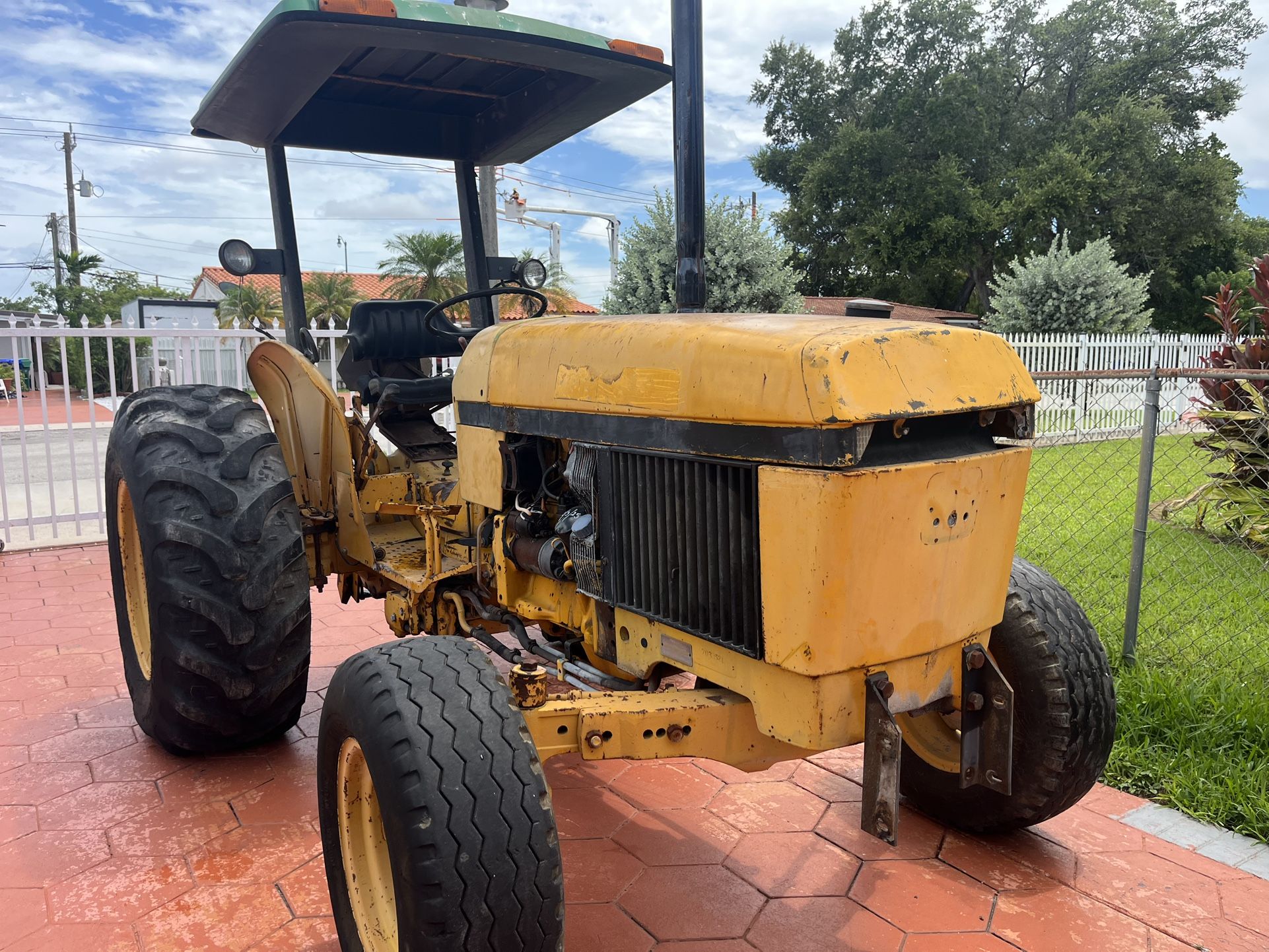 1991 JOHN DEERE 2155 TRACTOR