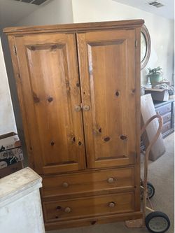 Oak wardrobe dresser