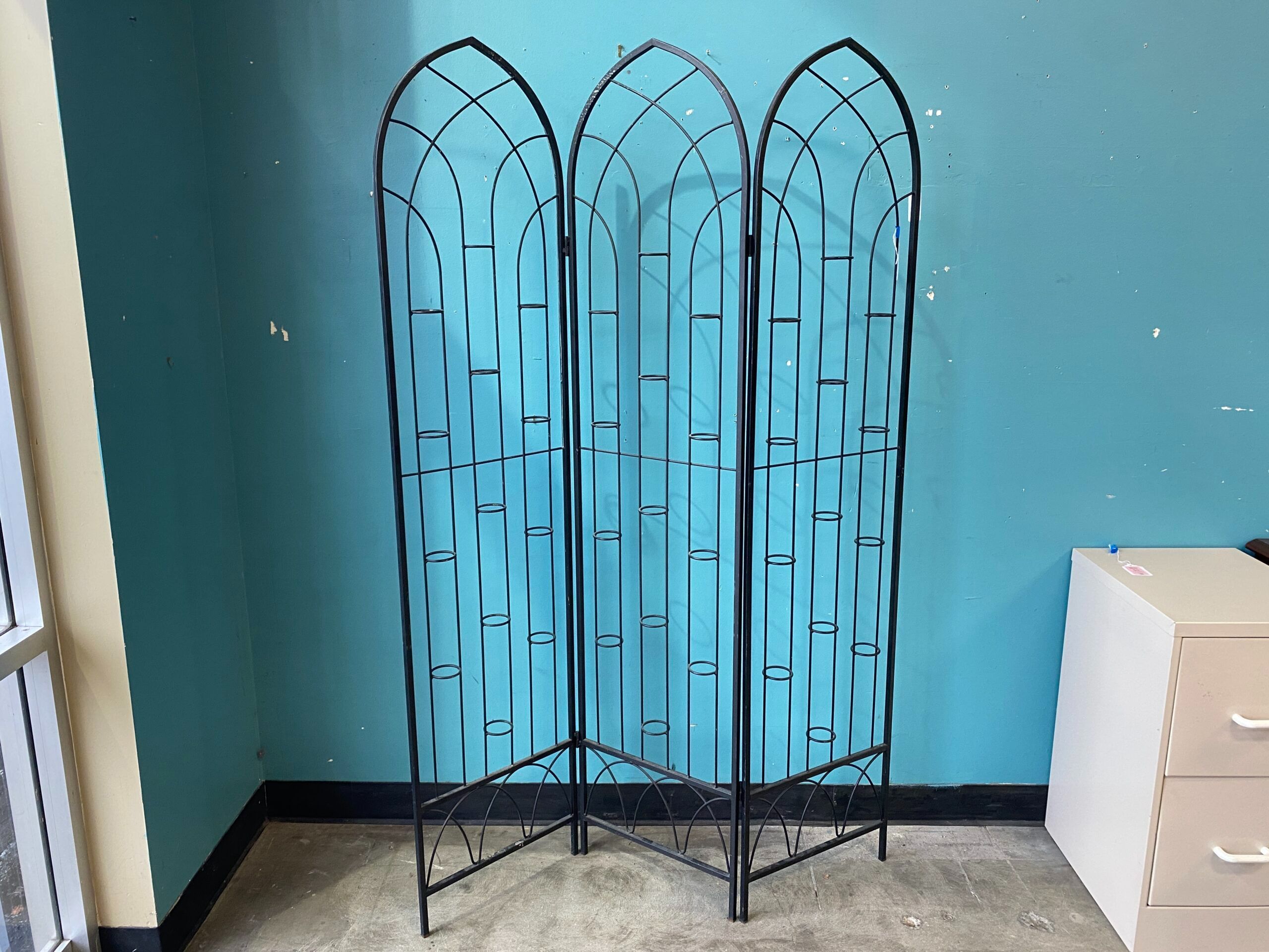 Cathedral Screen with Candle Holders