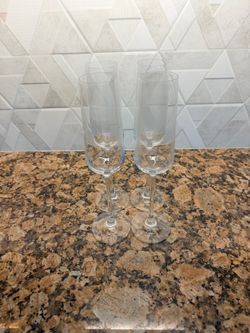 Crate & Barrel Champagne Flutes, Set of 4