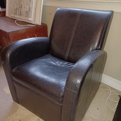 Kids Leather Chair  Good Condition 