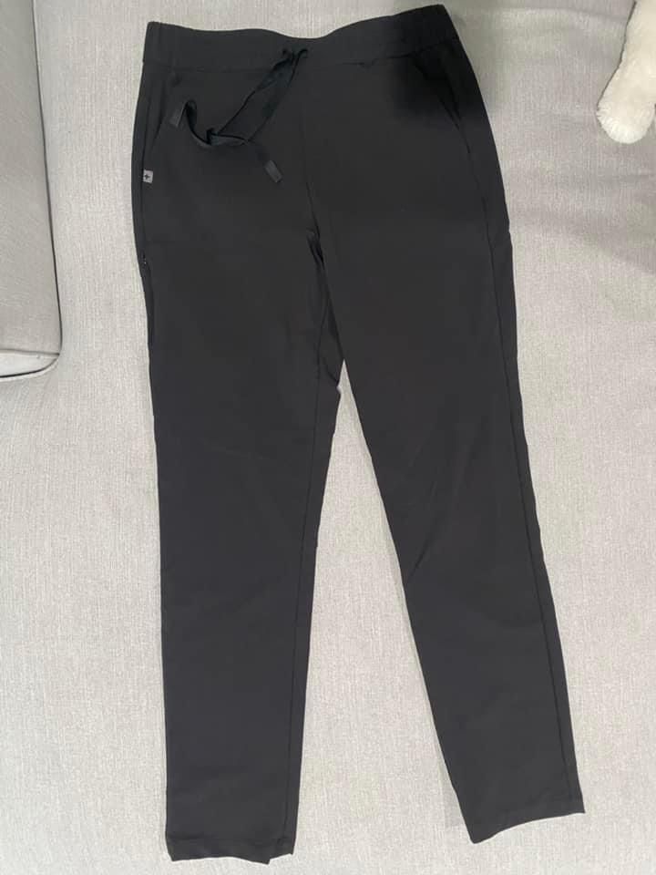 FIGS Pro Pants; medium black