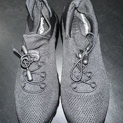 COMFORT WEAR BRAND WOMEN'S ORTHOTIC SHOES - SIZE 8.5 - 8 1/2 (NEVER WORN)