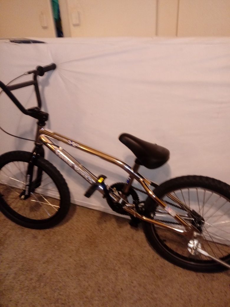 HARO BACKTRAIL XO BMX BIKE