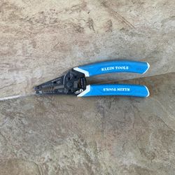 Klein Tools Wire Strippers 