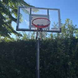 Basketball Hoop 